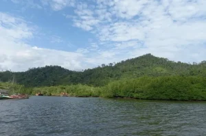 Tempat Wisata Indah di Sumatera Barat yang Wajib Dikunjungi